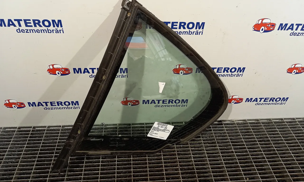 GEAM SPATE MIC STANGA BMW 5 2009-2016