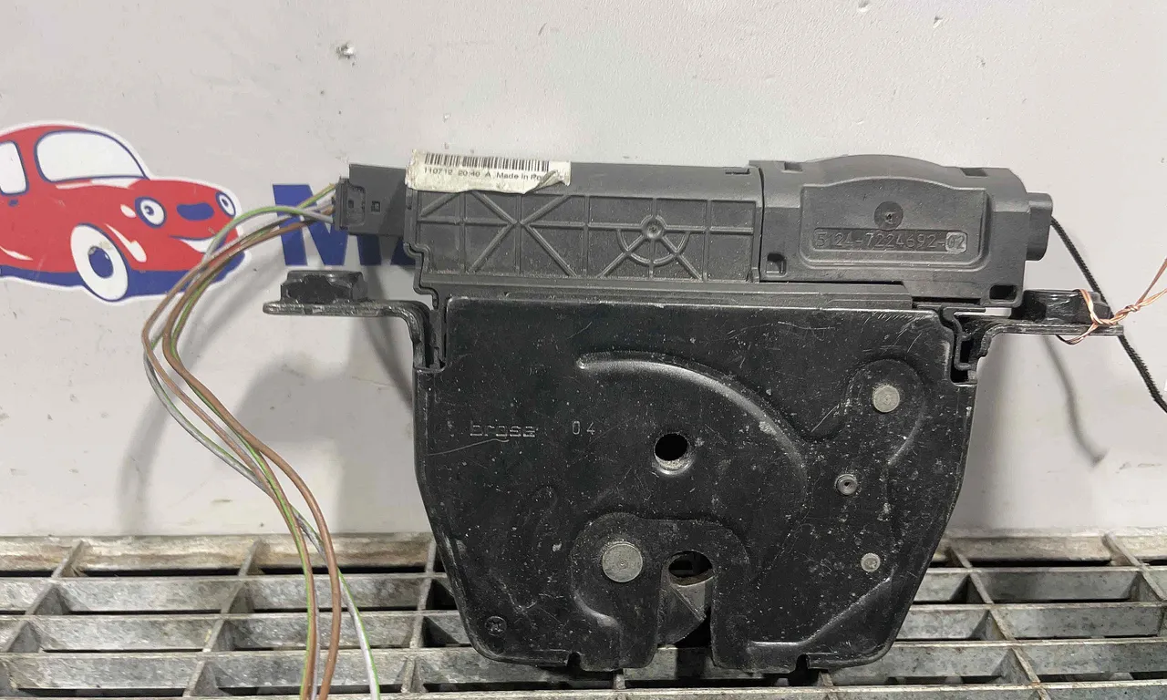 INCUIETOARE CAPOTA SPATE BMW 5 2009-2016