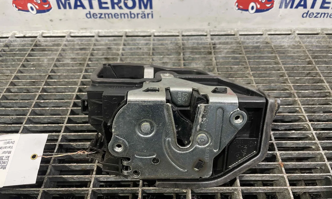 INCUIETOARE USA SPATE DREAPTA BMW 5 2009-2016