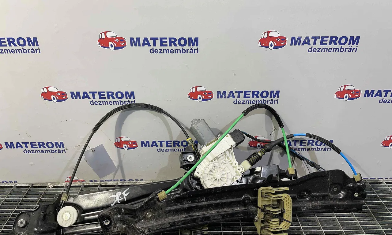 MACARA USA FATA DREAPTA BMW 5 2009-2016