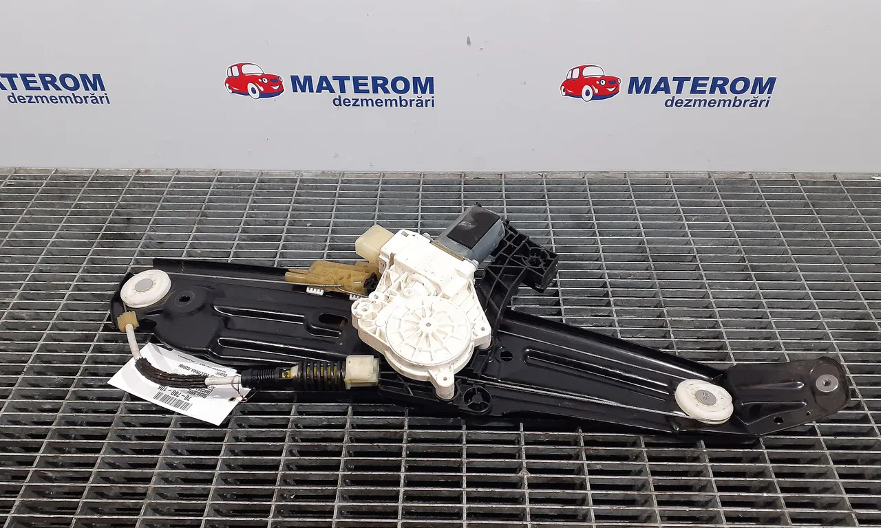 MACARA USA SPATE STANGA BMW 5 2009-2016