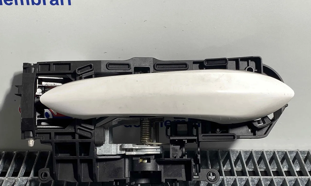 MANER USA SPATE STANGA BMW 5 2009-2016