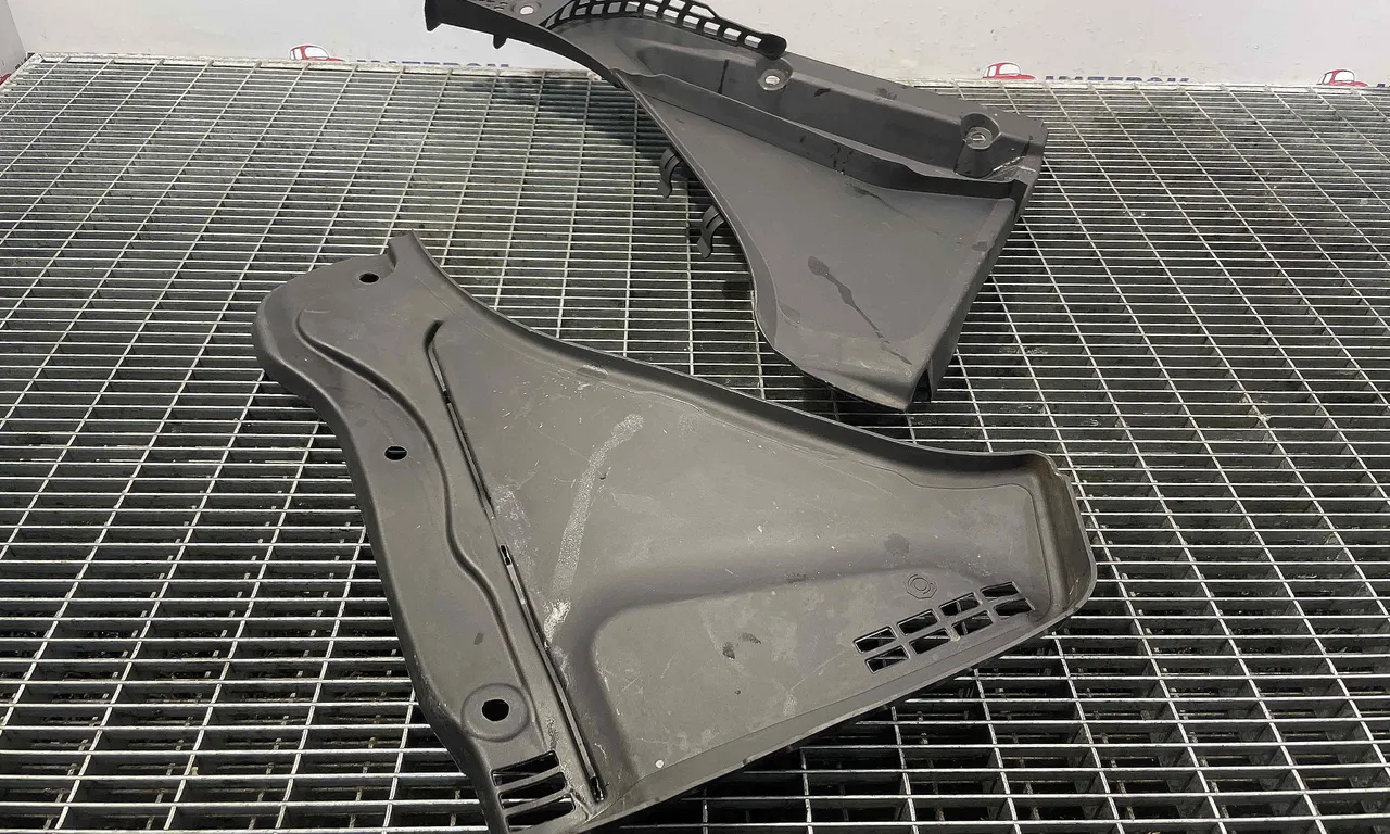 ORNAMENT SUB CAPOTA FATA BMW 5 2009-2016