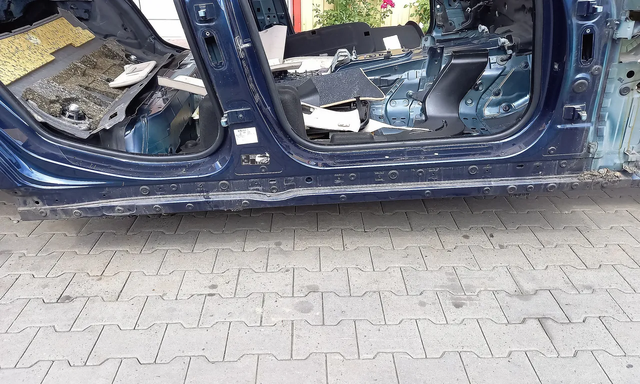 PRAG DREAPTA BMW 5 2009-2016