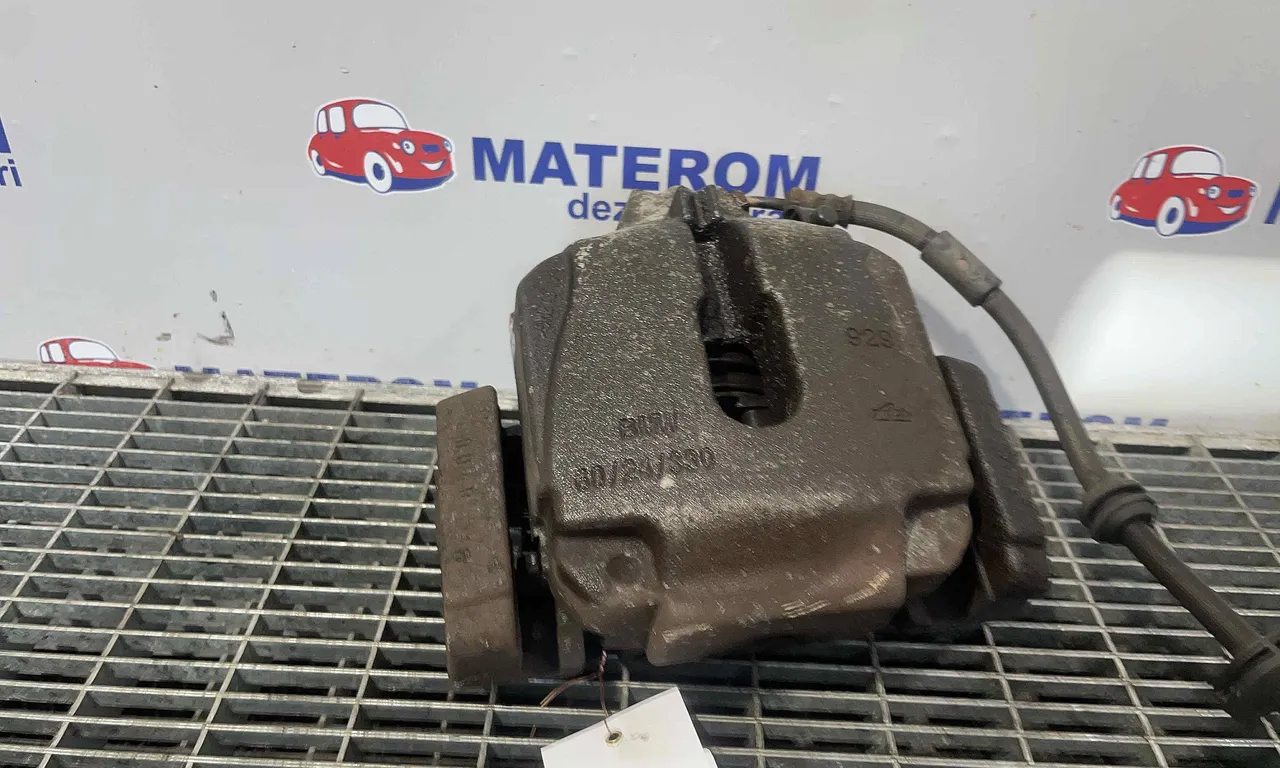 ETRIER FATA DREAPTA BMW 5 2009-2016