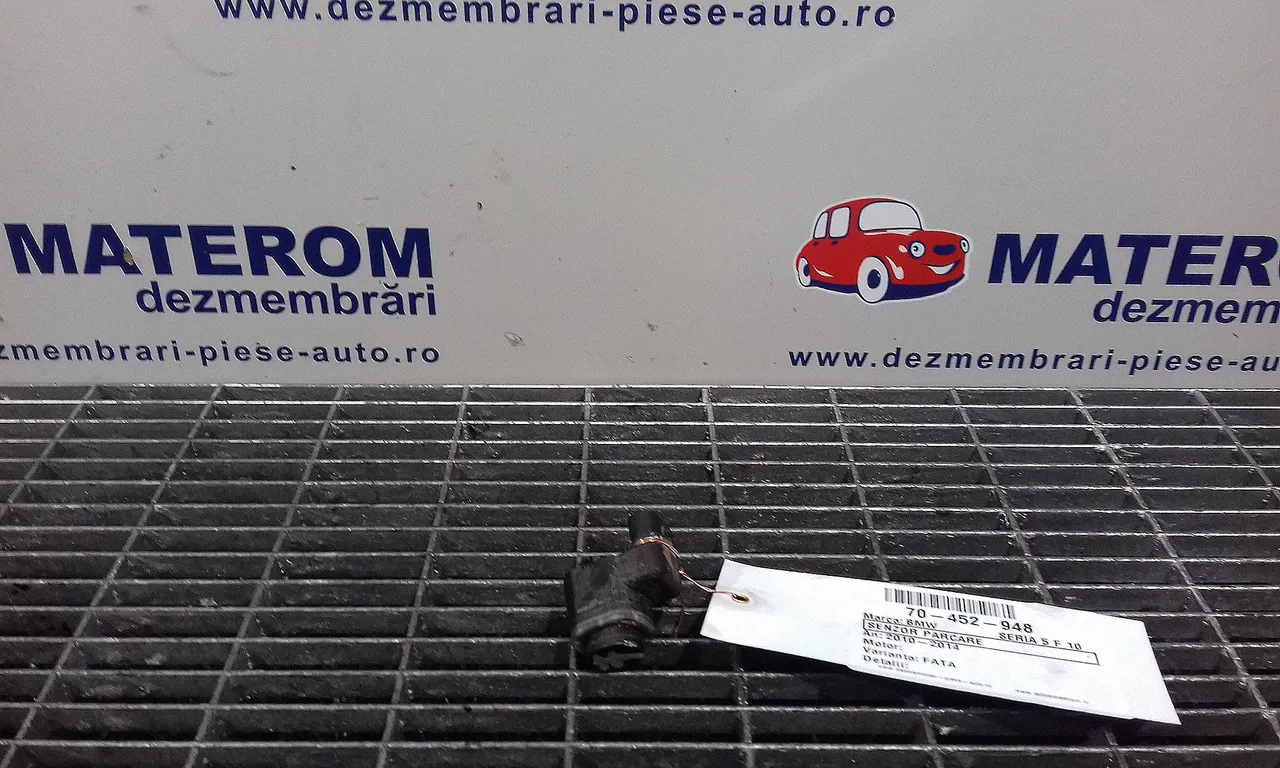 SENZOR PARCARE FATA BMW 5 2009-2016