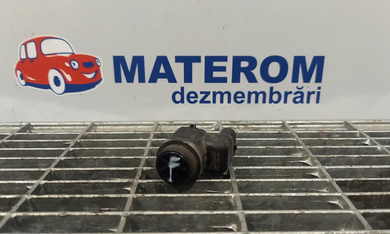 SENZOR PARCARE FATA BMW 5 2009-2016