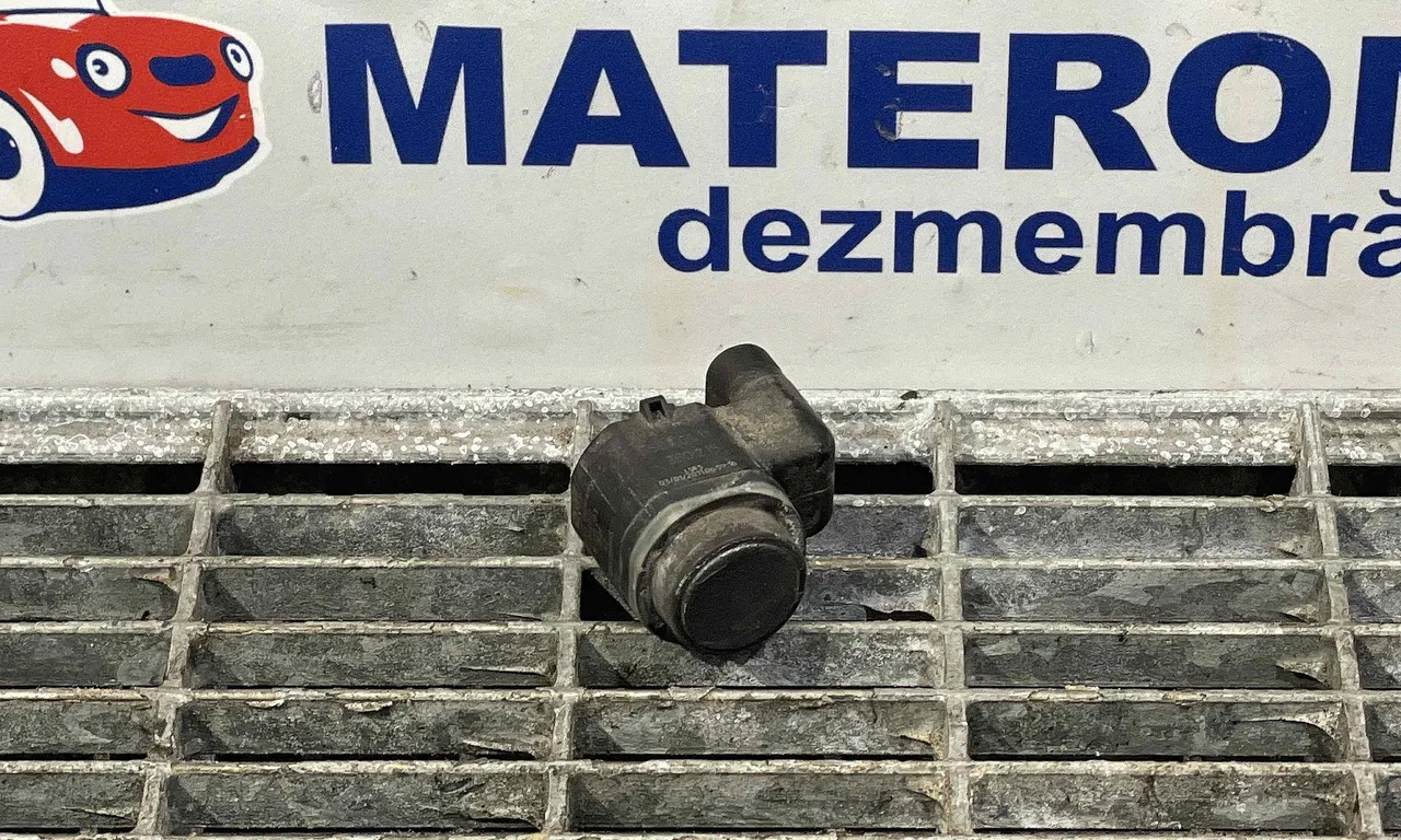SENZOR PARCARE SPATE BMW 5 2009-2016