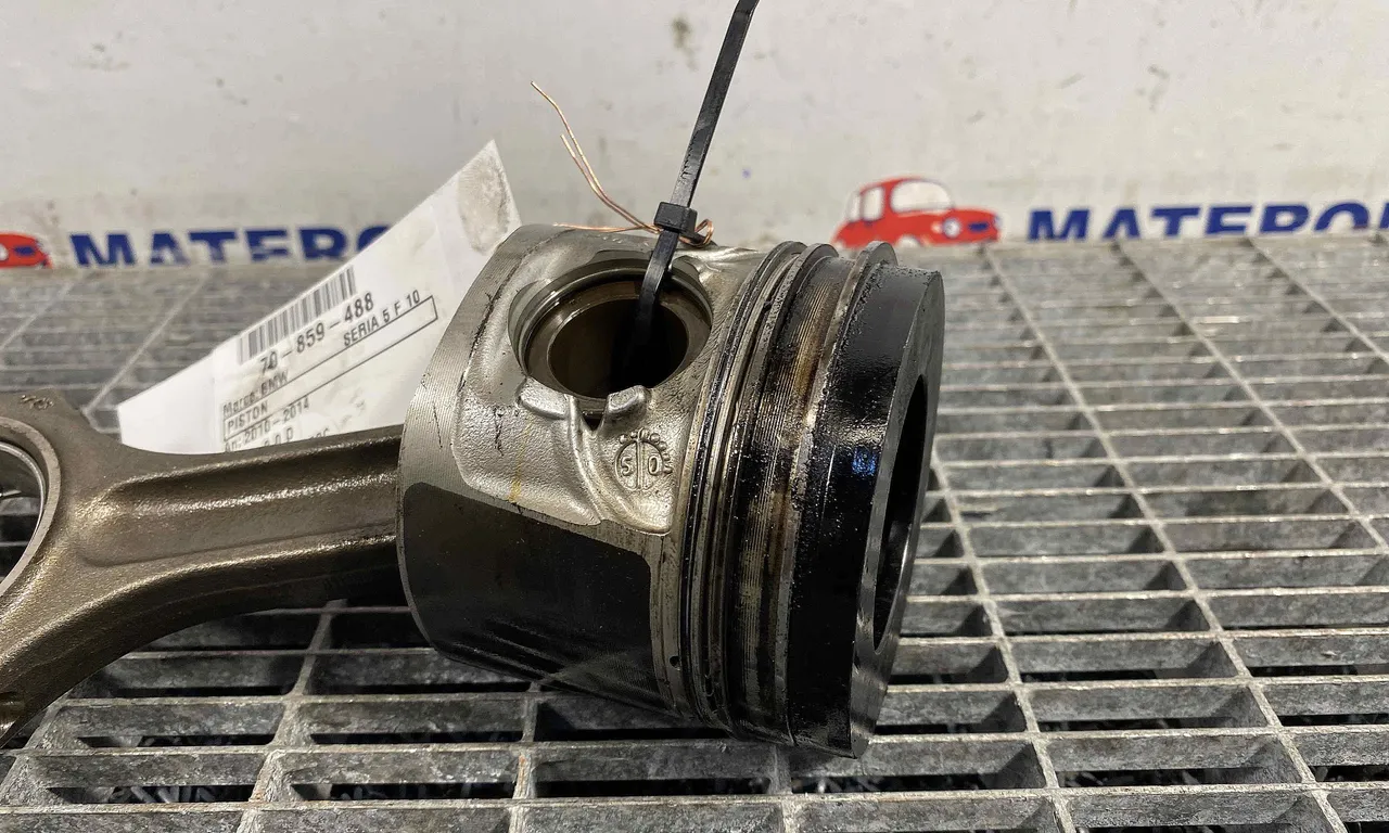 PISTON BMW 5 2009-2016