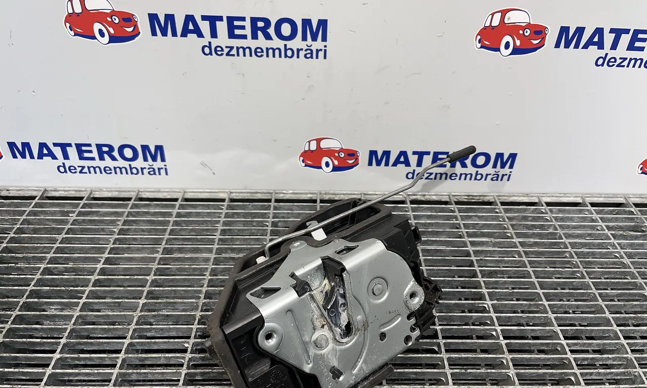 INCUIETOARE USA FATA STANGA BMW 5 2009-2017