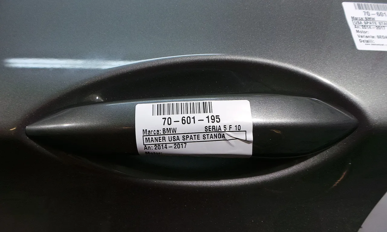 MANER USA SPATE STANGA BMW 5 2009-2017