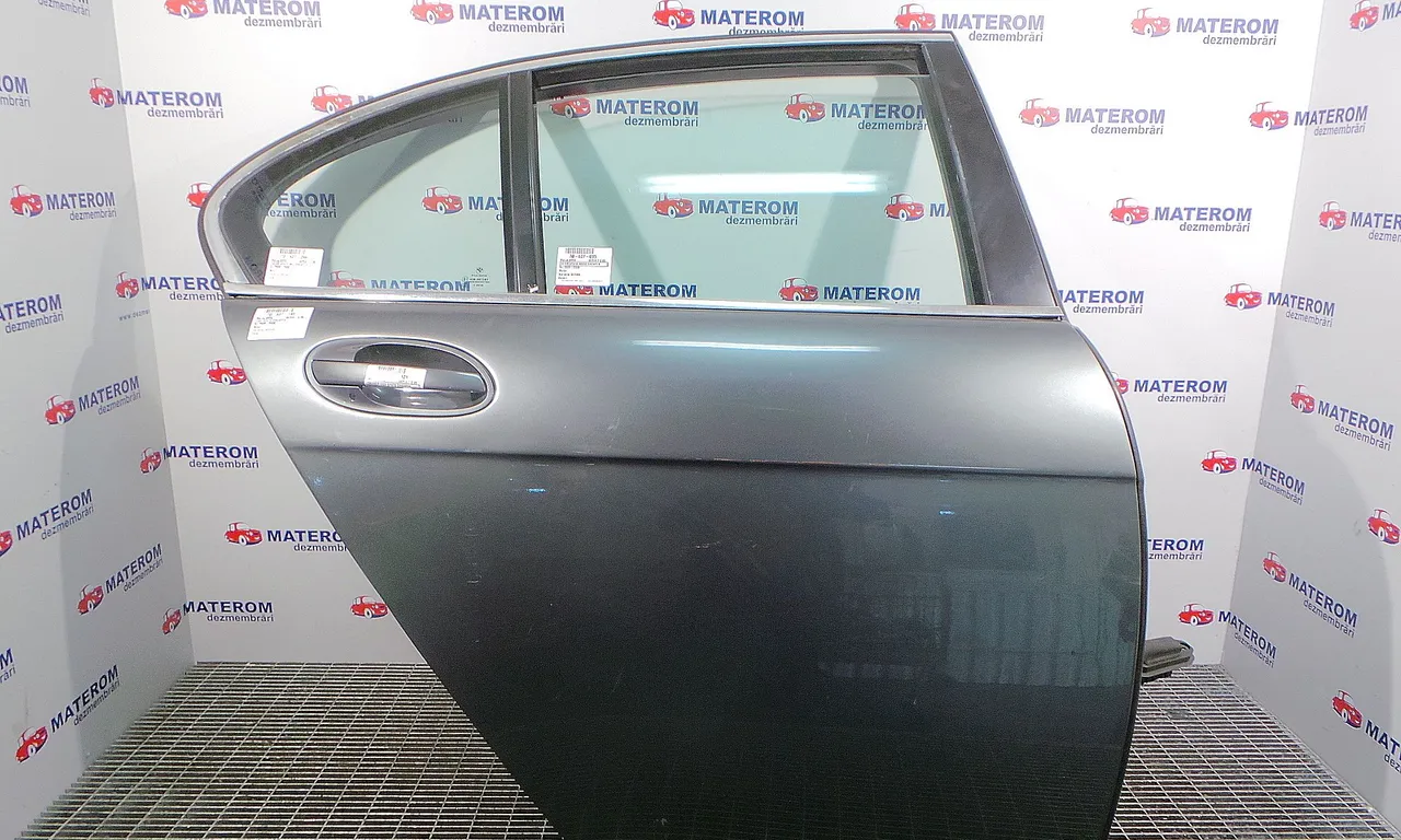 USA SPATE DREAPTA BMW 7 2001-2009