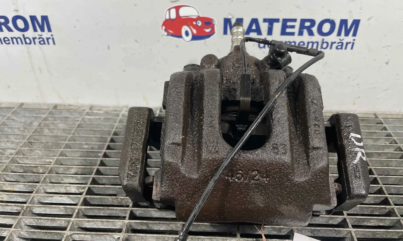 ETRIER SPATE DREAPTA BMW 7 2001-2009