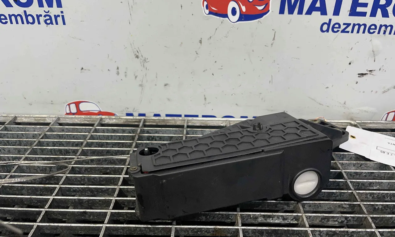 CABLU FRANA DE MANA BMW 7 2001-2009
