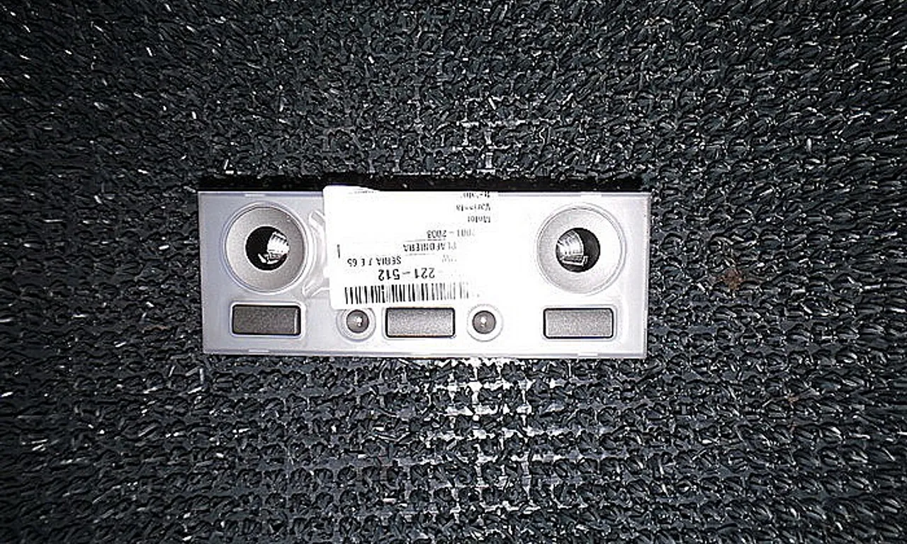 LAMPA PLAFONIERA BMW 7 2001-2009