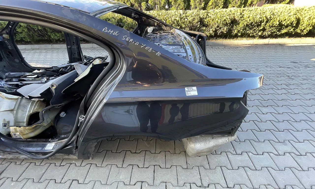 ARIPA SPATE STANGA BMW 7 2008-2015