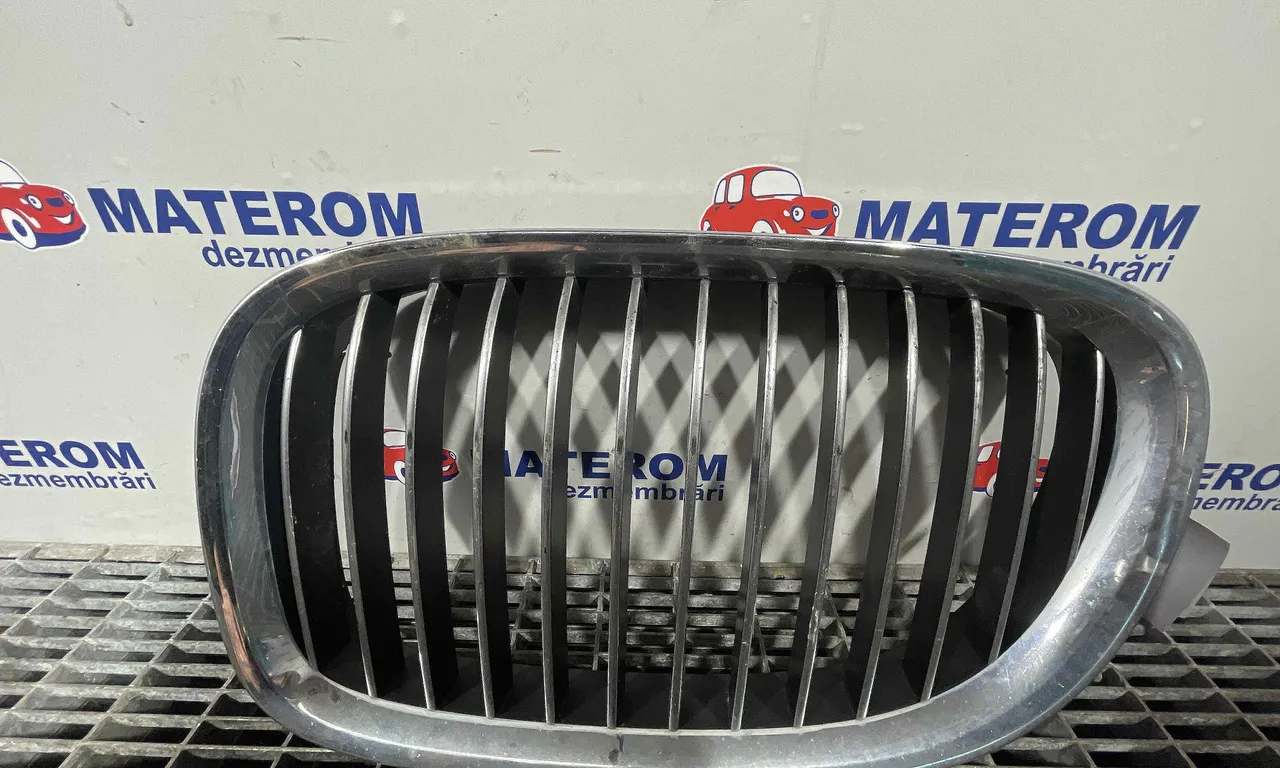 GRILA FATA BMW 7 2008-2015