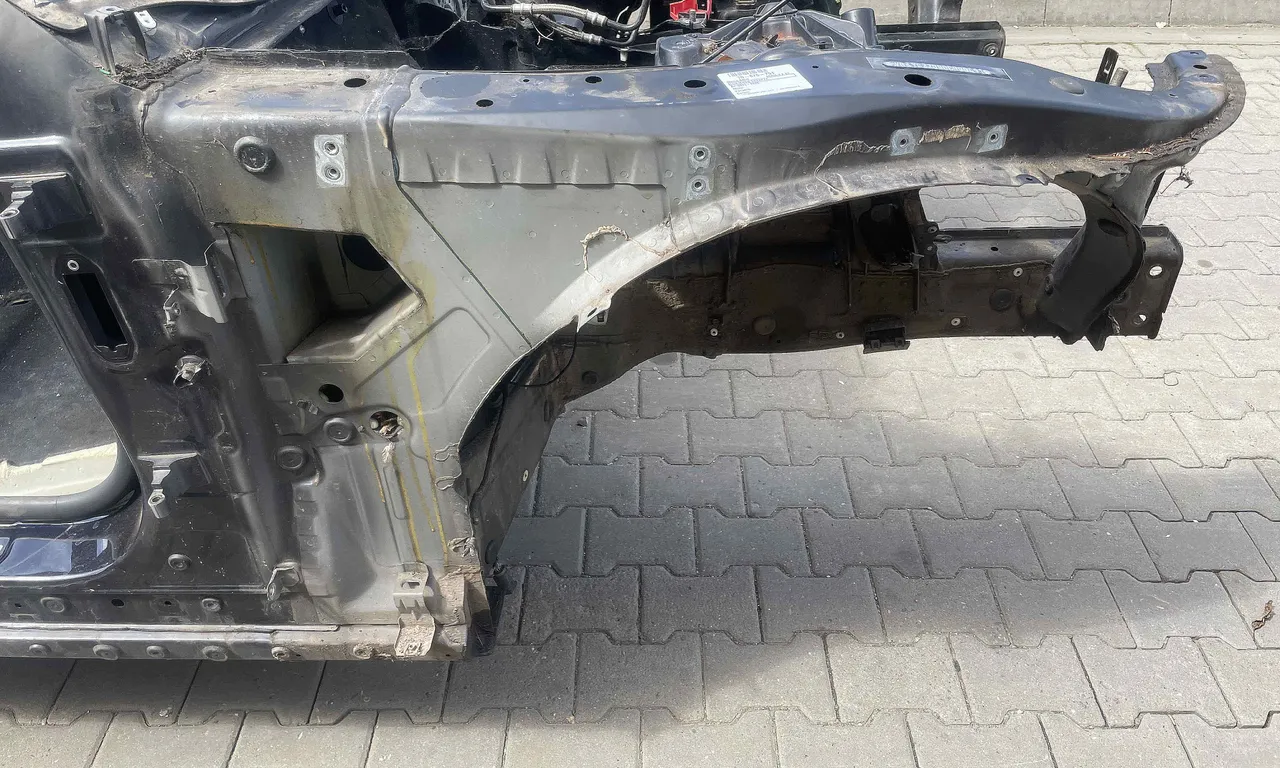 LONJERON DREAPTA BMW 7 2008-2015
