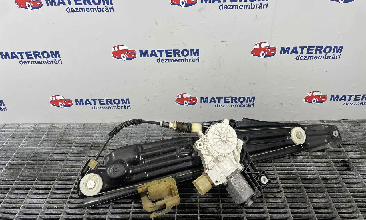 MACARA USA SPATE DREAPTA BMW 7 2008-2015