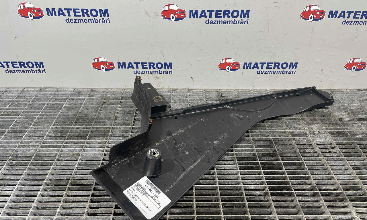 SCUT SUB MASINA BMW 7 2008-2015