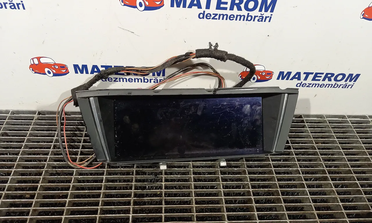AFISAJ BORD BMW 7 2008-2015