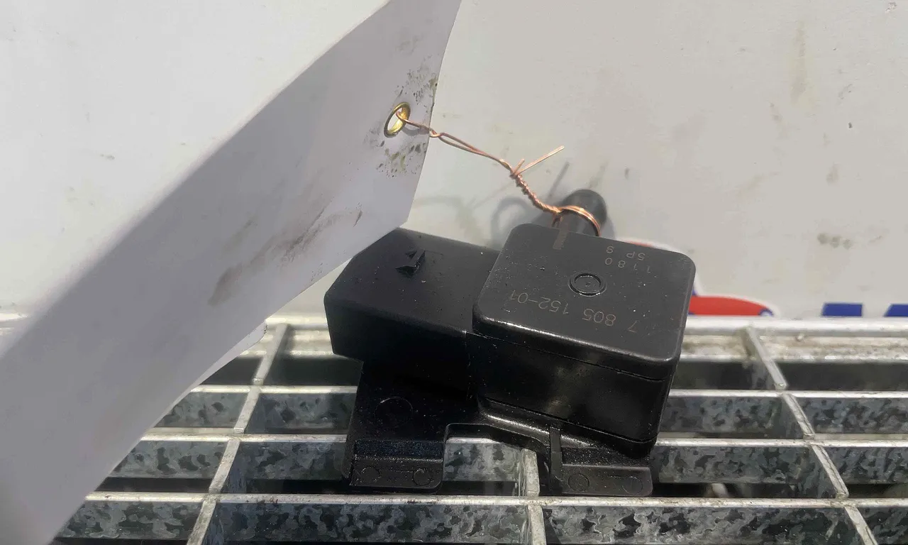 SENZOR FILTRU PARTICULE BMW 7 2008-2015