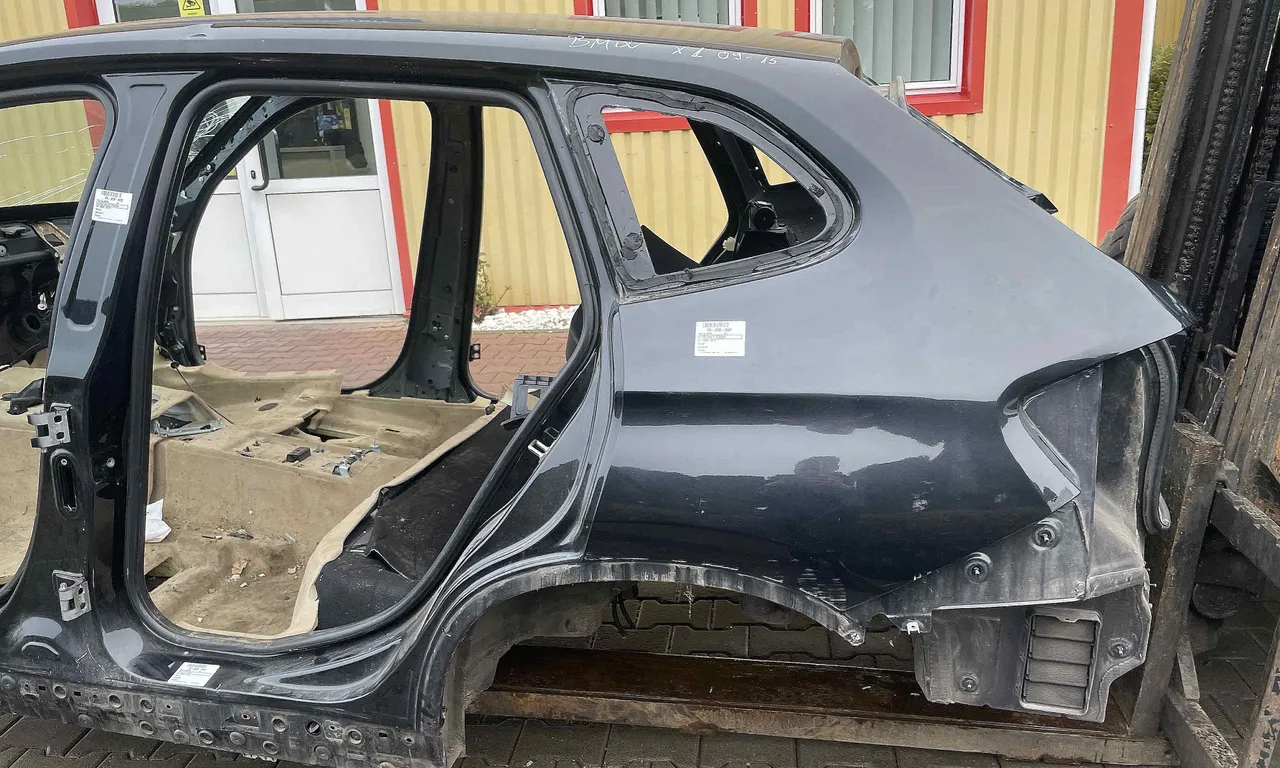 ARIPA SPATE STANGA BMW X1 2009-2015