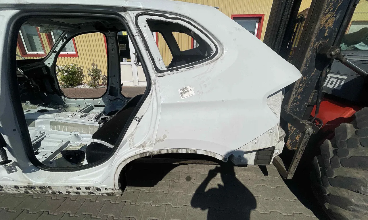 ARIPA SPATE STANGA BMW X1 2009-2015