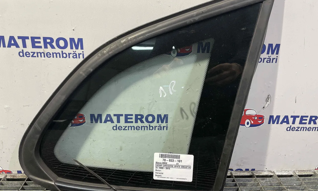 GEAM CAROSERIE SPATE DREAPTA BMW X1 2009-2015