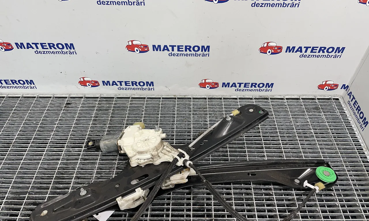 MACARA USA FATA DREAPTA BMW X1 2009-2015