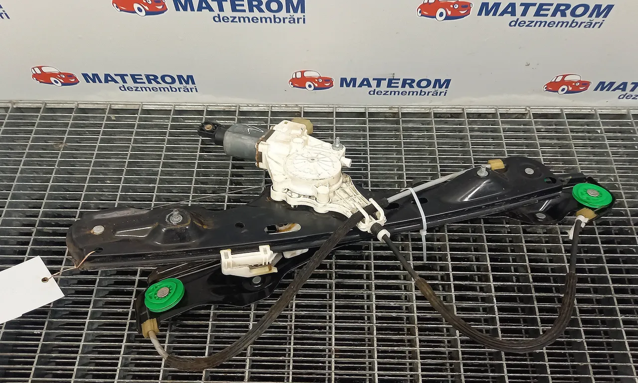 MACARA USA FATA DREAPTA BMW X1 2009-2015