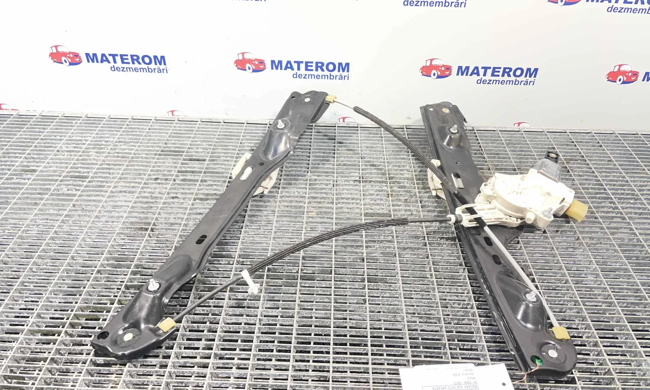 MACARA USA FATA DREAPTA BMW X1 2009-2015