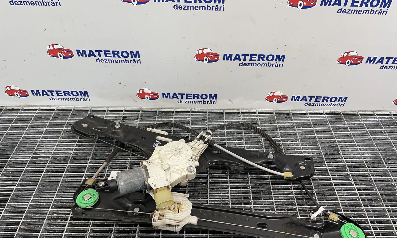 MACARA USA FATA STANGA BMW X1 2009-2015