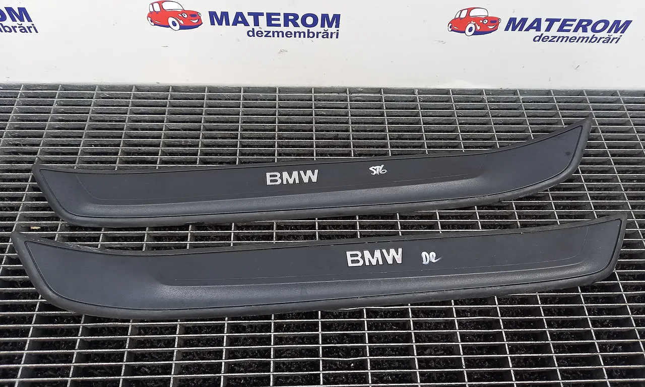 ORNAMENT PRAG BMW X1 2009-2015