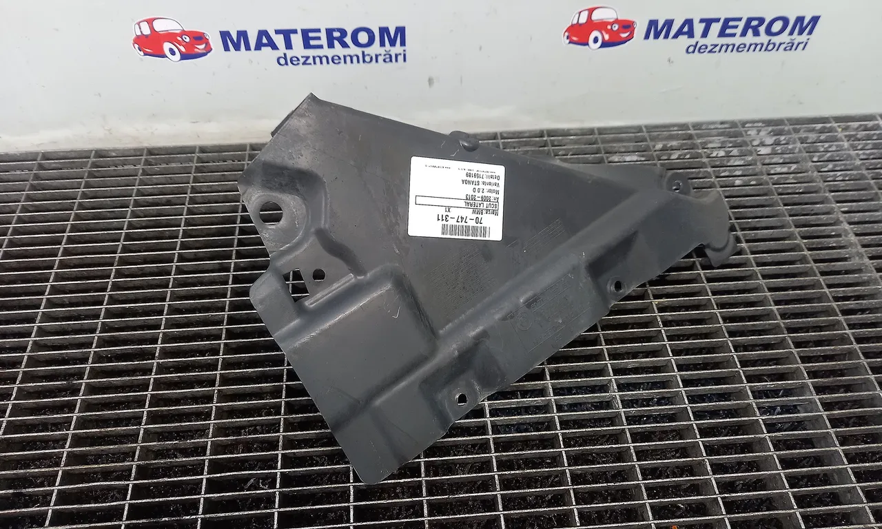 SCUT LATERAL BMW X1 2009-2015