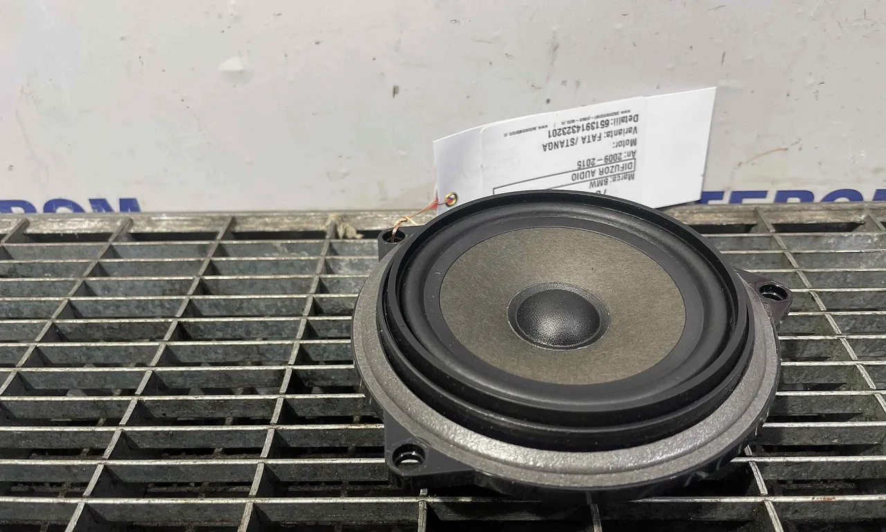 DIFUZOR AUDIO BMW X1 2009-2015