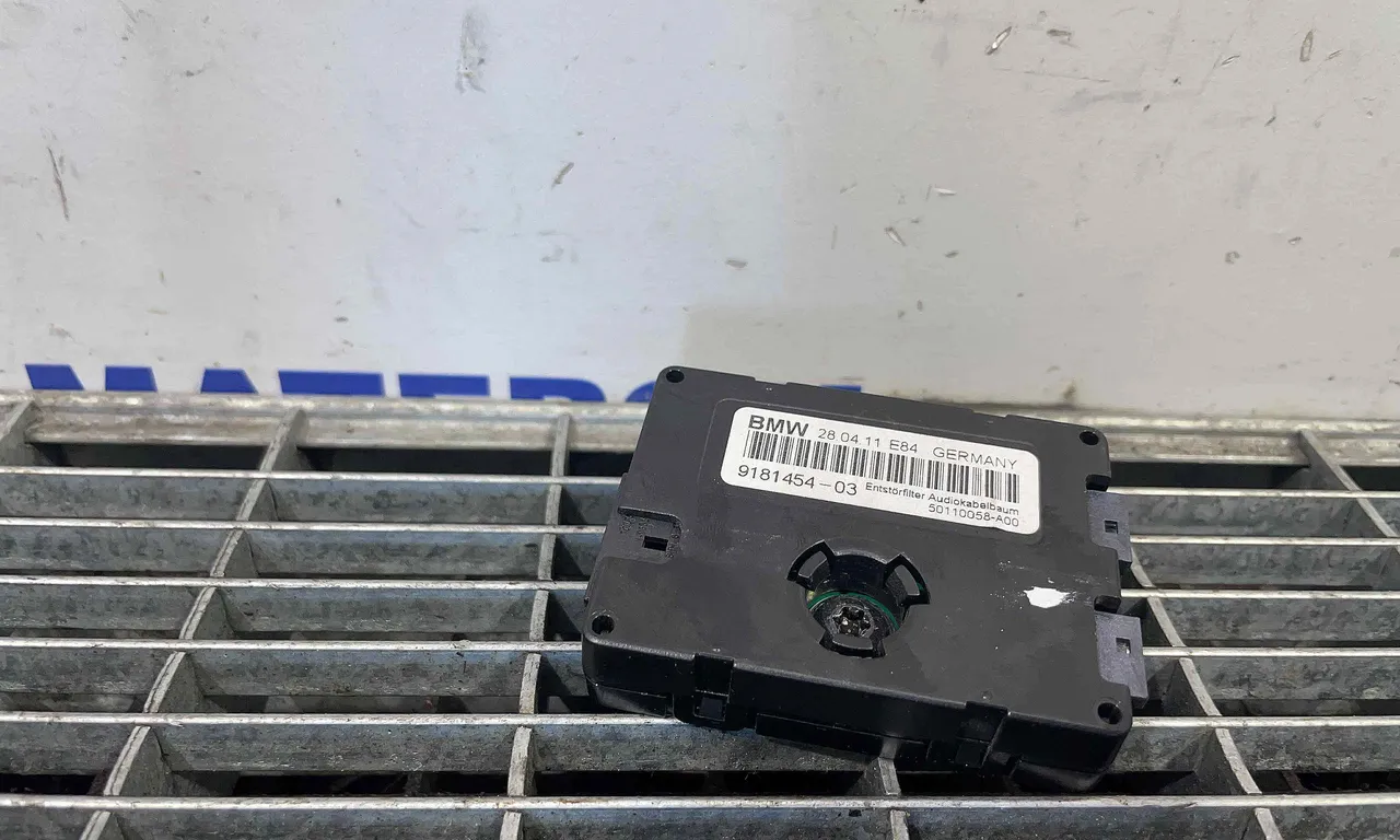 MODUL ANTENA BMW X1 2009-2015