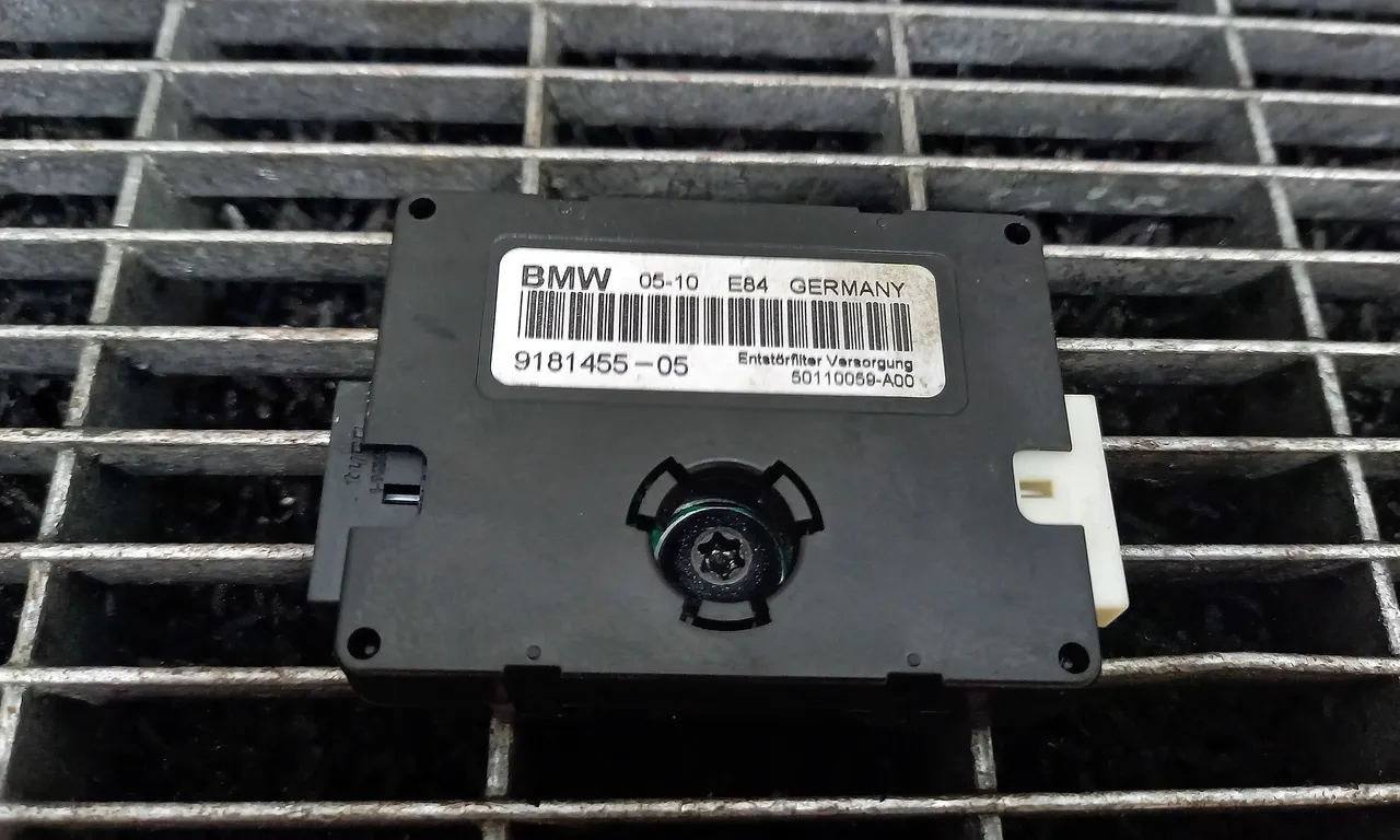 MODUL ANTENA BMW X1 2009-2015