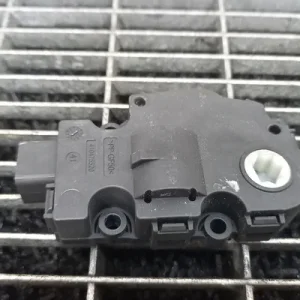 MOTORAS CLAPETA INCALZIRE