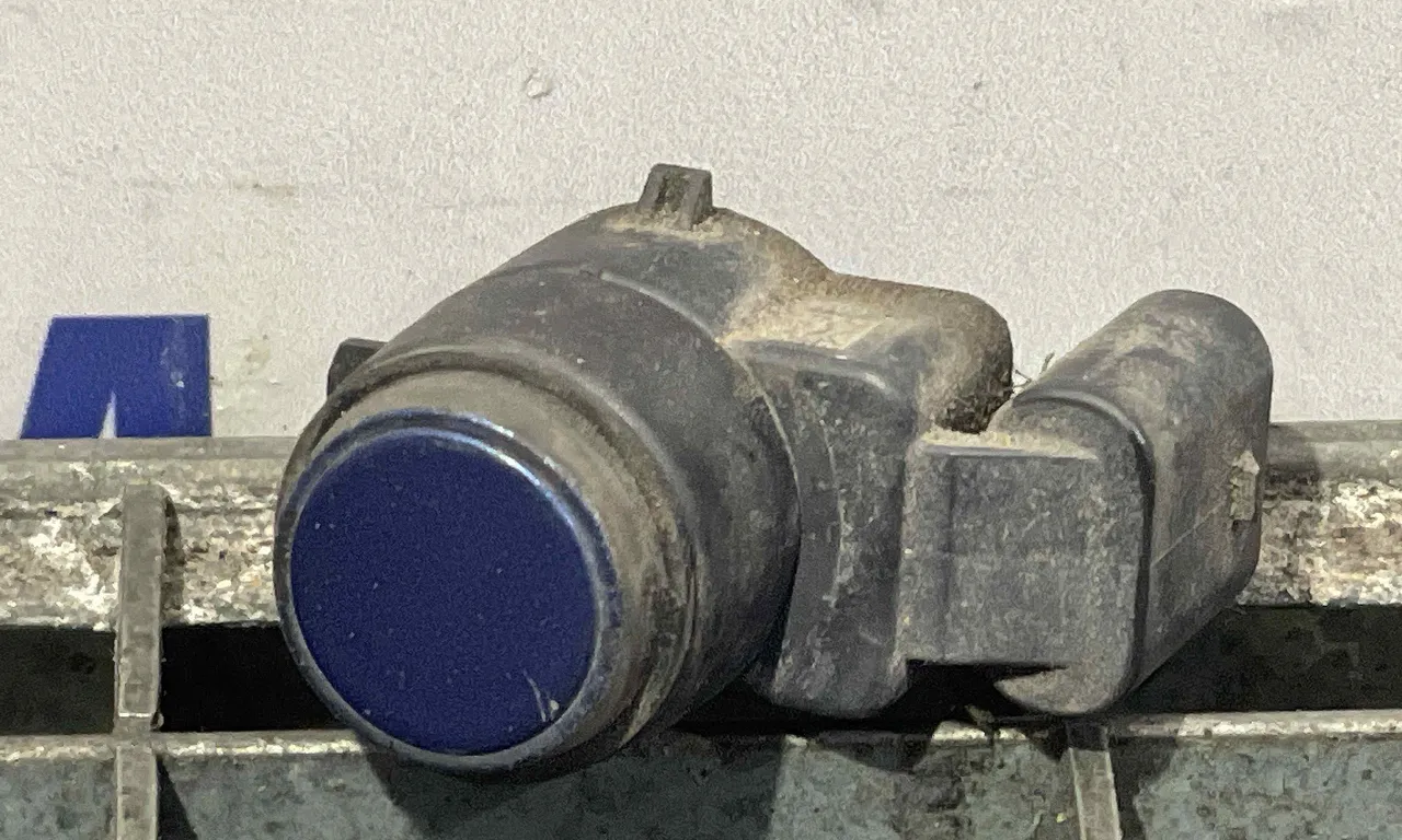 SENZOR PARCARE SPATE BMW X1 2009-2015