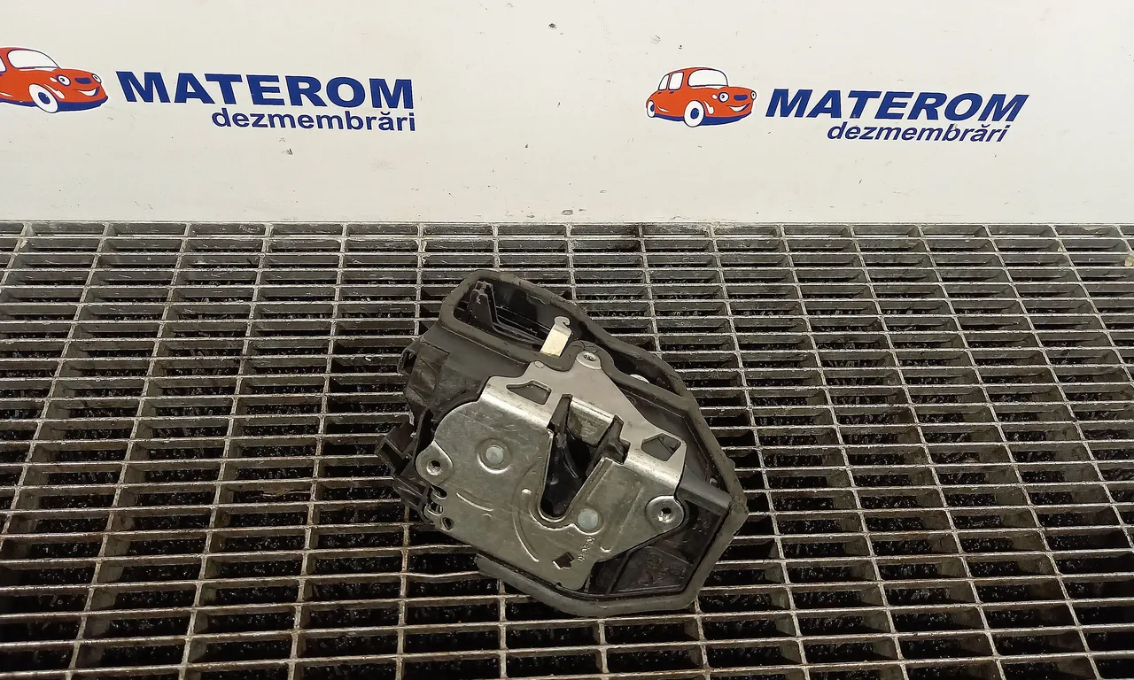 INCUIETOARE USA FATA DREAPTA BMW X3 2003-2011