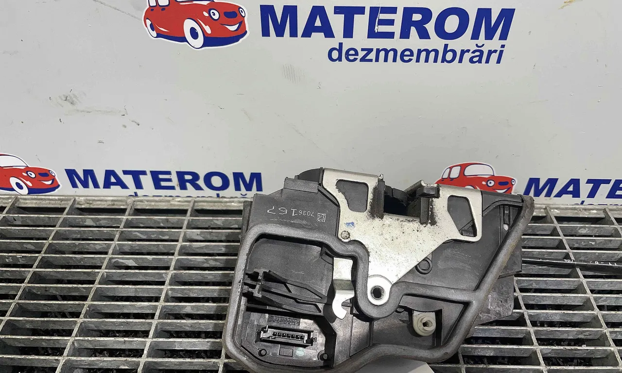 INCUIETOARE USA FATA STANGA BMW X3 2003-2011