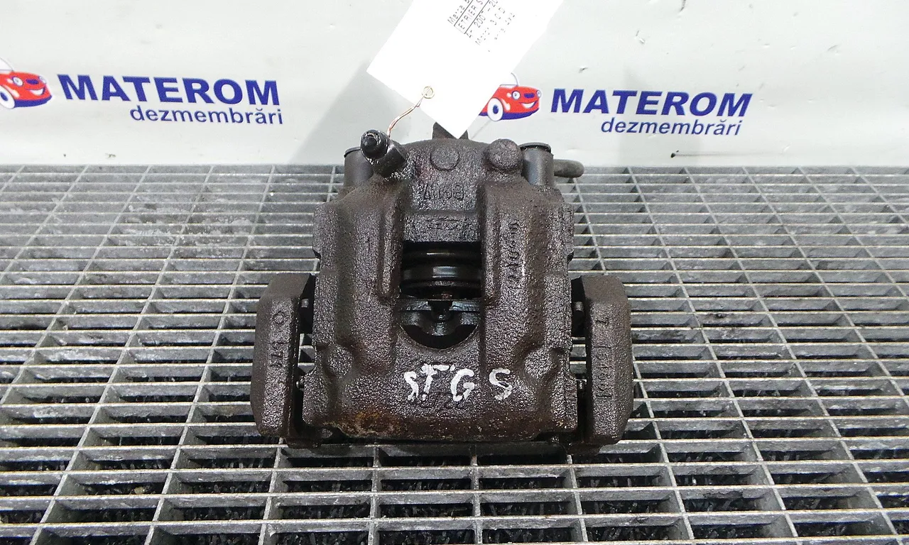ETRIER SPATE STANGA BMW X3 2003-2011