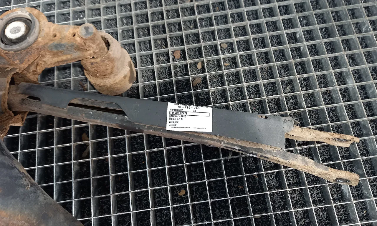 TENDON SPATE BMW X3 2003-2011