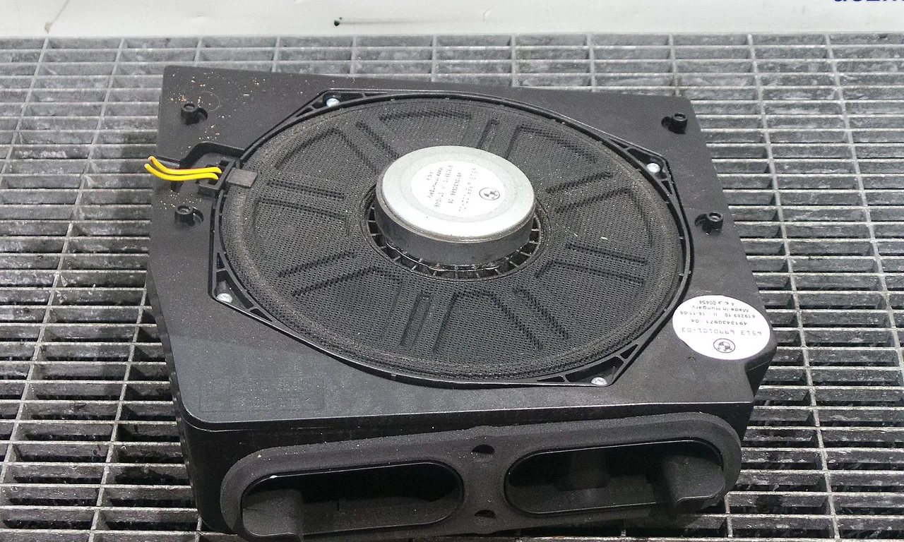 DIFUZOR AUDIO BMW X3 2003-2011