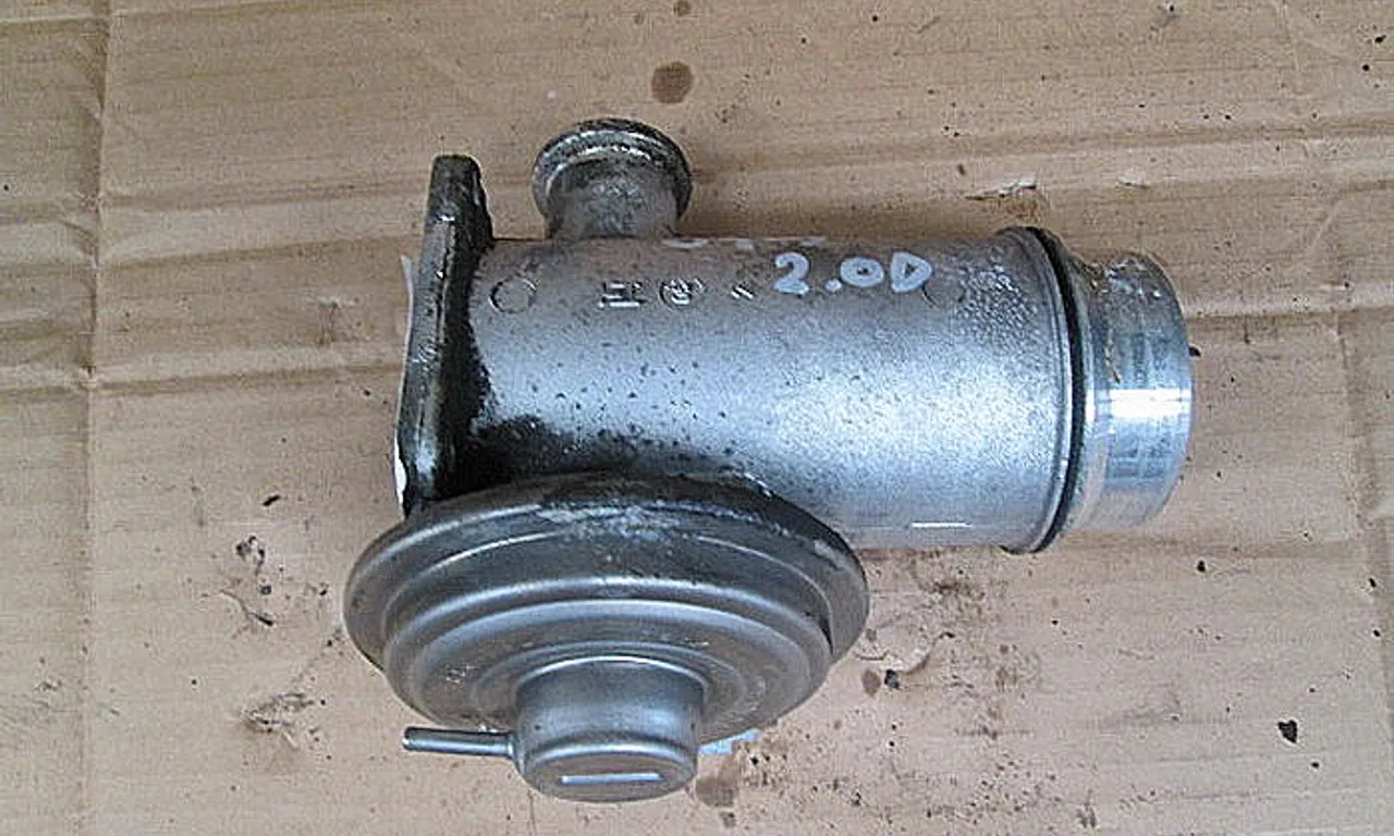 SUPAPA EGR BMW X3 2003-2011