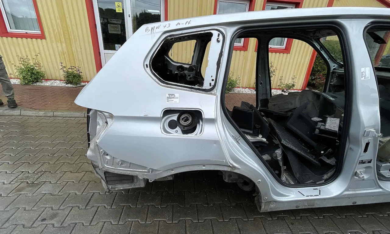 ARIPA SPATE DREAPTA BMW X3 2010-2017