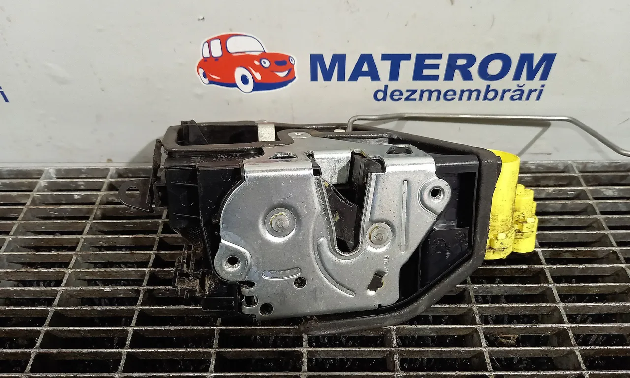 INCUIETOARE USA FATA DREAPTA BMW X3 2010-2017