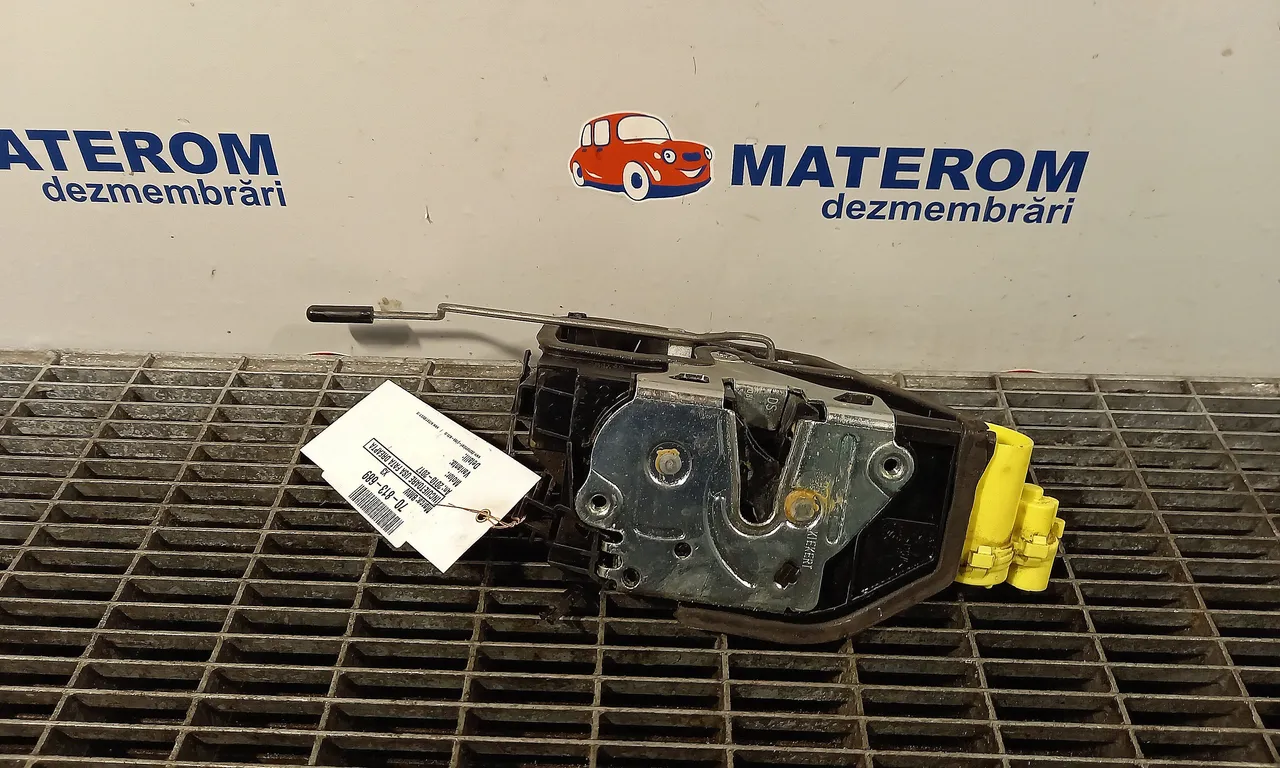 INCUIETOARE USA FATA DREAPTA BMW X3 2010-2017