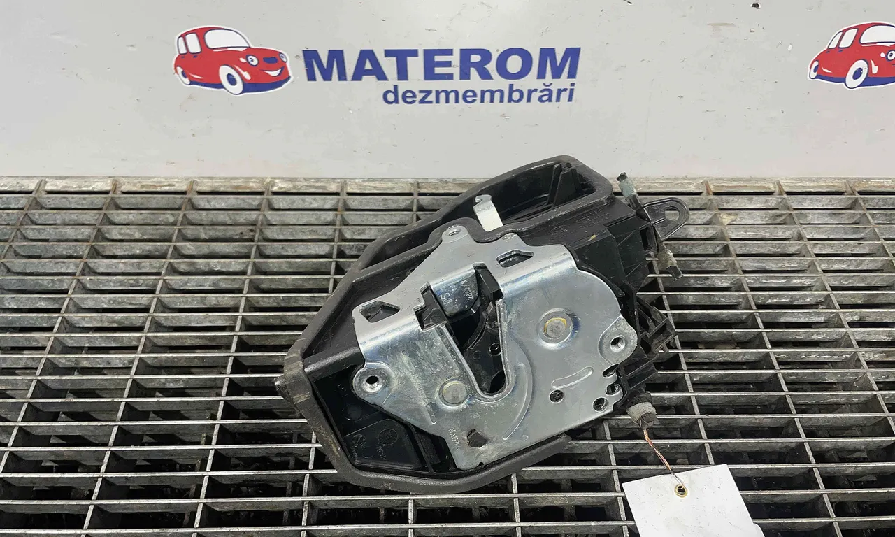 INCUIETOARE USA FATA STANGA BMW X3 2010-2017